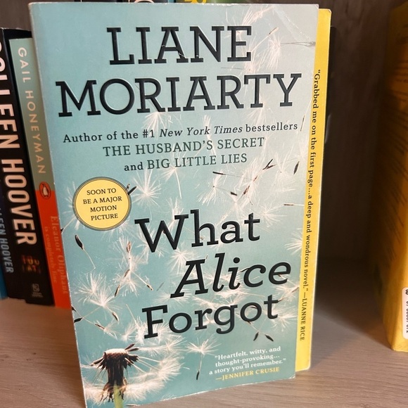 None Other - What Alice Forgot by Liane Moriarty Paperback Book